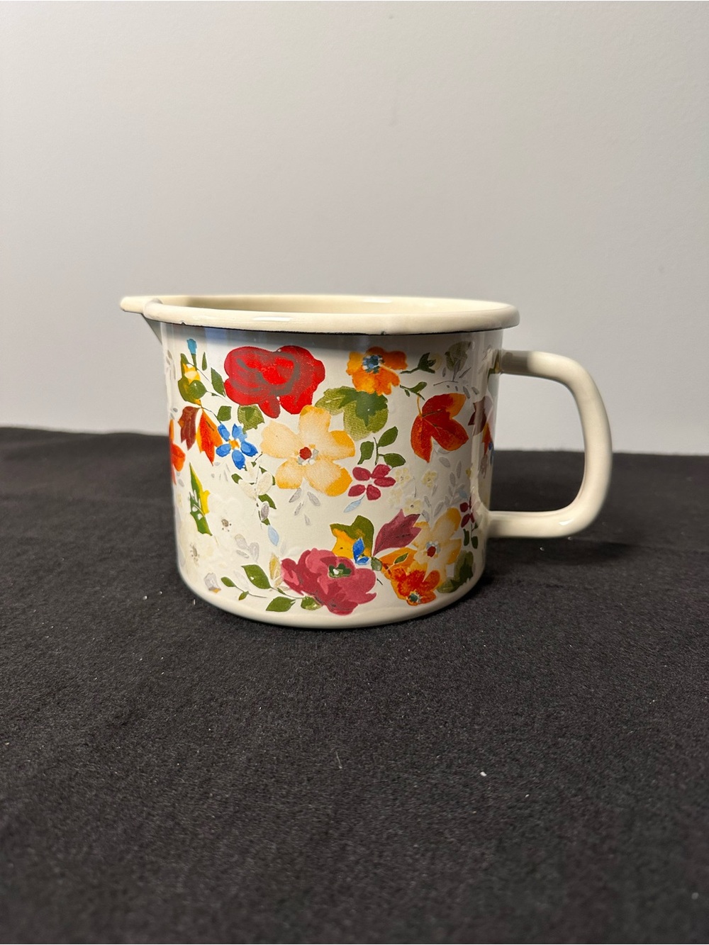 The Pioneer Woman Cream Floral 6 cup Ceramic Measuring with Multicolor Blooms